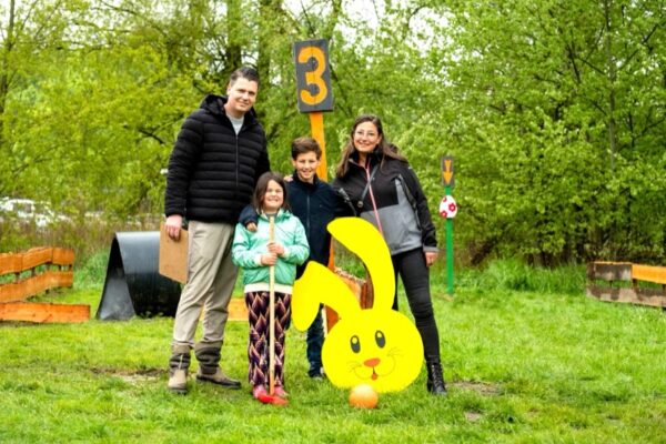 Pasen-gezinsuitje-Almere-kinderen-boerengolf Pasen-gezinsuitje-Almere-kinderen-boerengolf