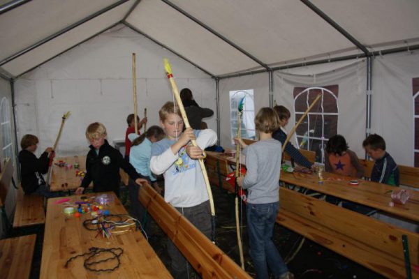 Spiksplinternieuw Kinderfeestje Boog maken & Survival - Outdoorpark SEC Almere TQ-06