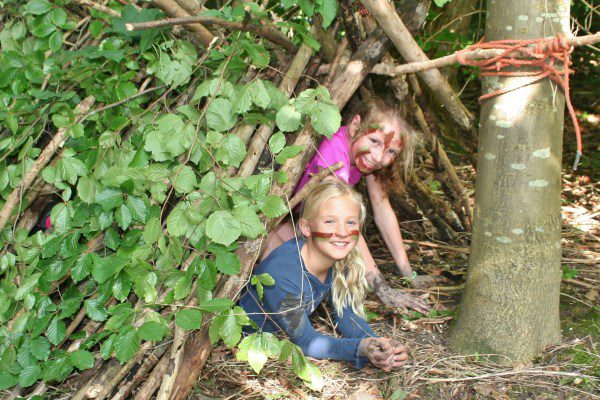 bushcraft-kinderfeestje-schuilplaats