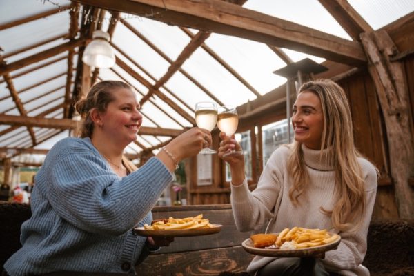 Borrel-overdekt-terras-Outdoorpark-SEC-Almere