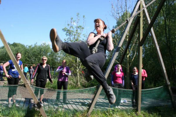 Sportieve vrouw in actief uitje almere