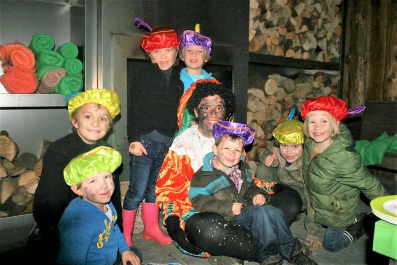 Sinterklaas kinderfeestje, uitje met Pietentraining voor jonge kinderen